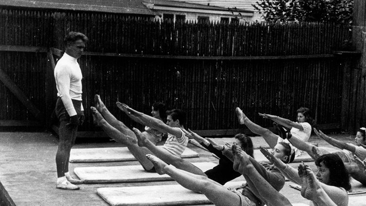 Omul Din Spatele Metodei PILATES 4